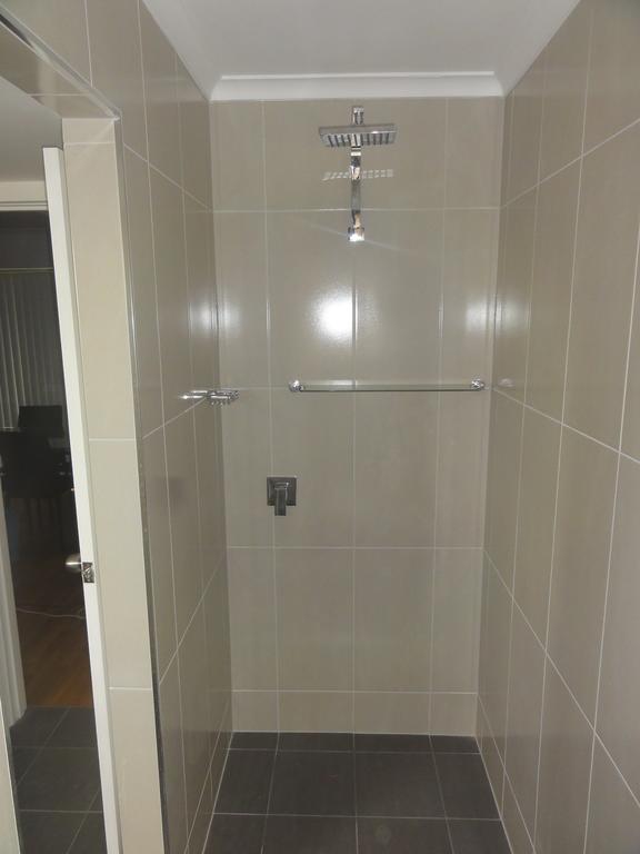 Prime Location & Spacious Adelaide Ngoại thất bức ảnh