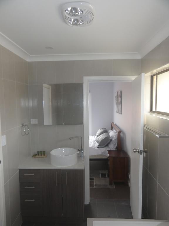 Prime Location & Spacious Adelaide Ngoại thất bức ảnh
